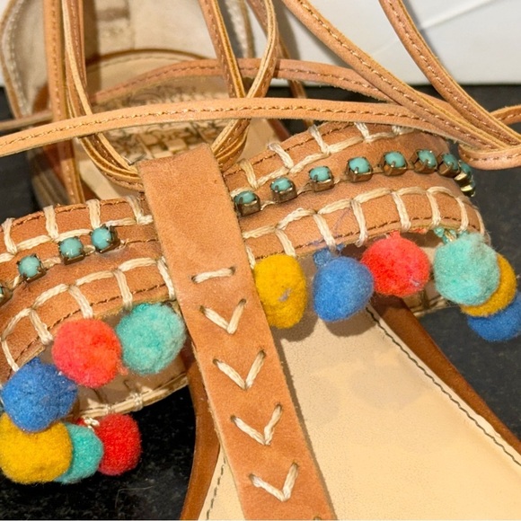 Vince Camuto Balisa Pom Pom Lace-Up Sandals Zip Gladiator Sz 9 Flats shoes - Picture 13 of 15